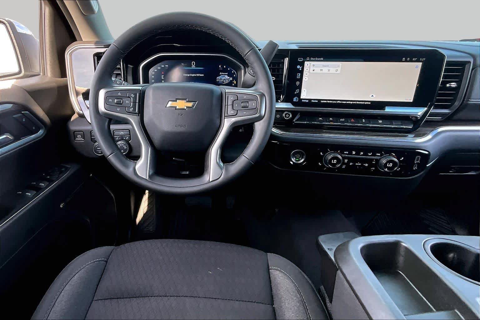 Used 2023 Chevrolet Silverado 1500 LT AWD/4WD image 6