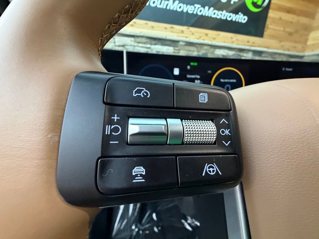 Certified 2025 Hyundai Santa Fe Limited image 23