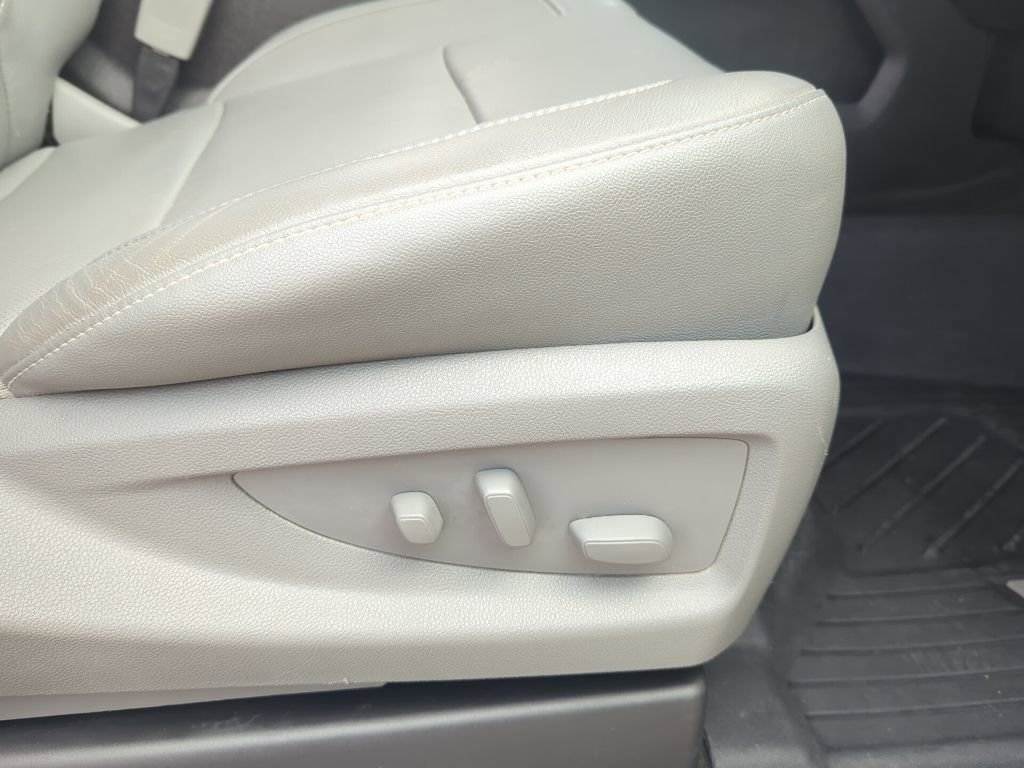 Used 2018 GMC Sierra 1500 SLT w/ SLT Premium Package image 34