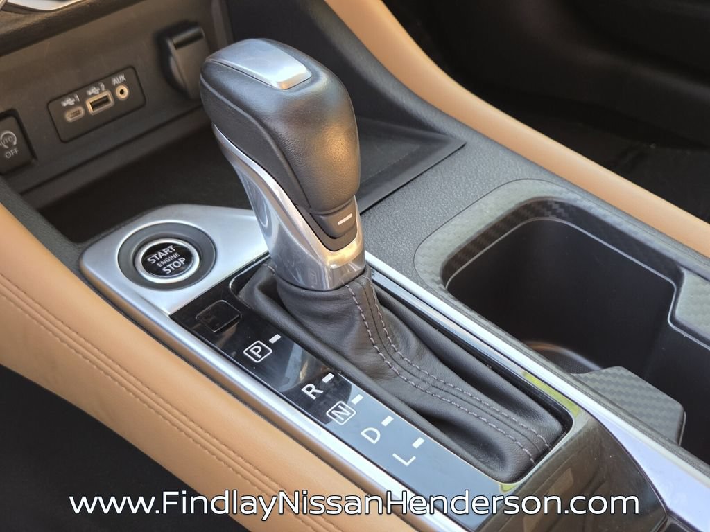 Used 2025 Nissan Sentra SV w/ SV Premium Package FWD image 29
