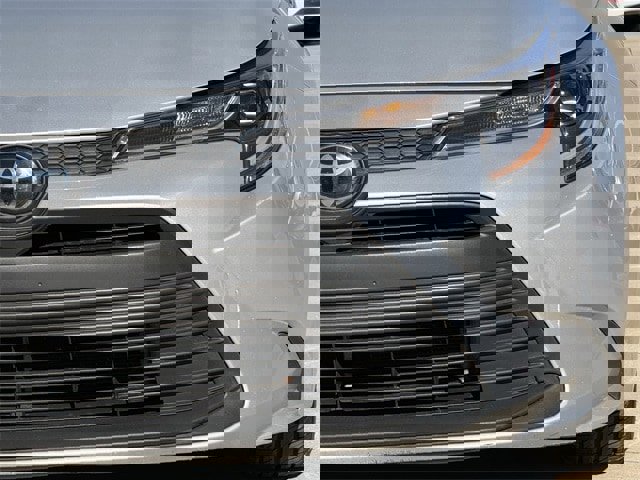 Used 2024 Toyota Corolla LE image 9