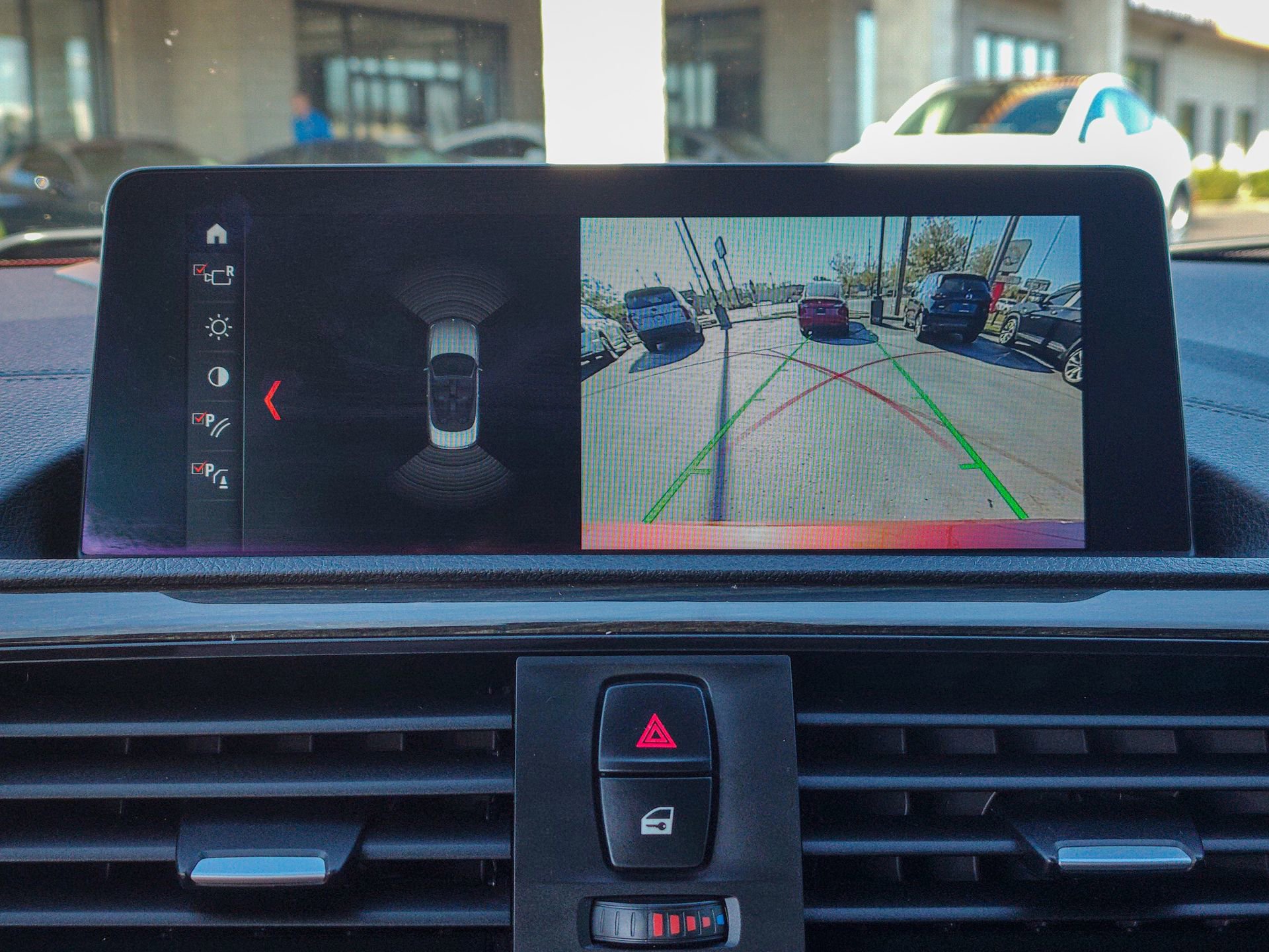 Used 2020 BMW 230i xDrive Convertible w/ Premium Package image 10