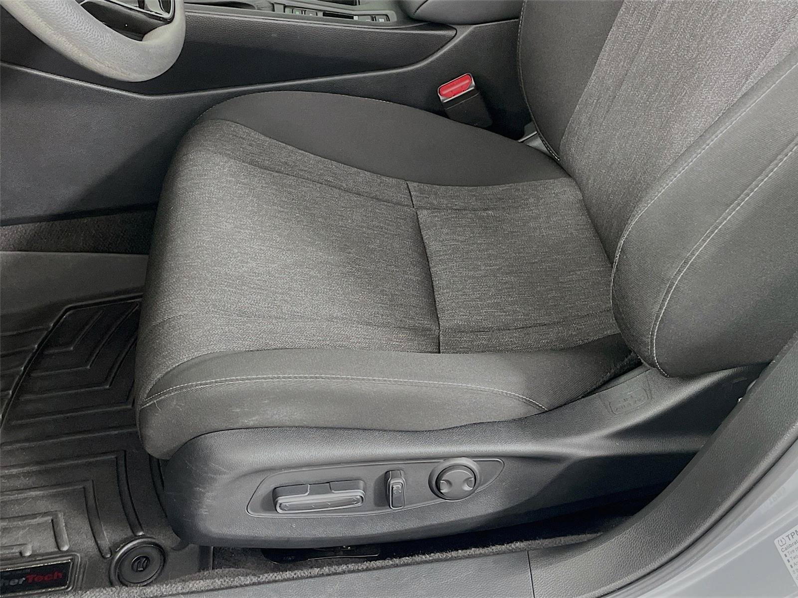 Certified 2025 Honda Accord SE image 21