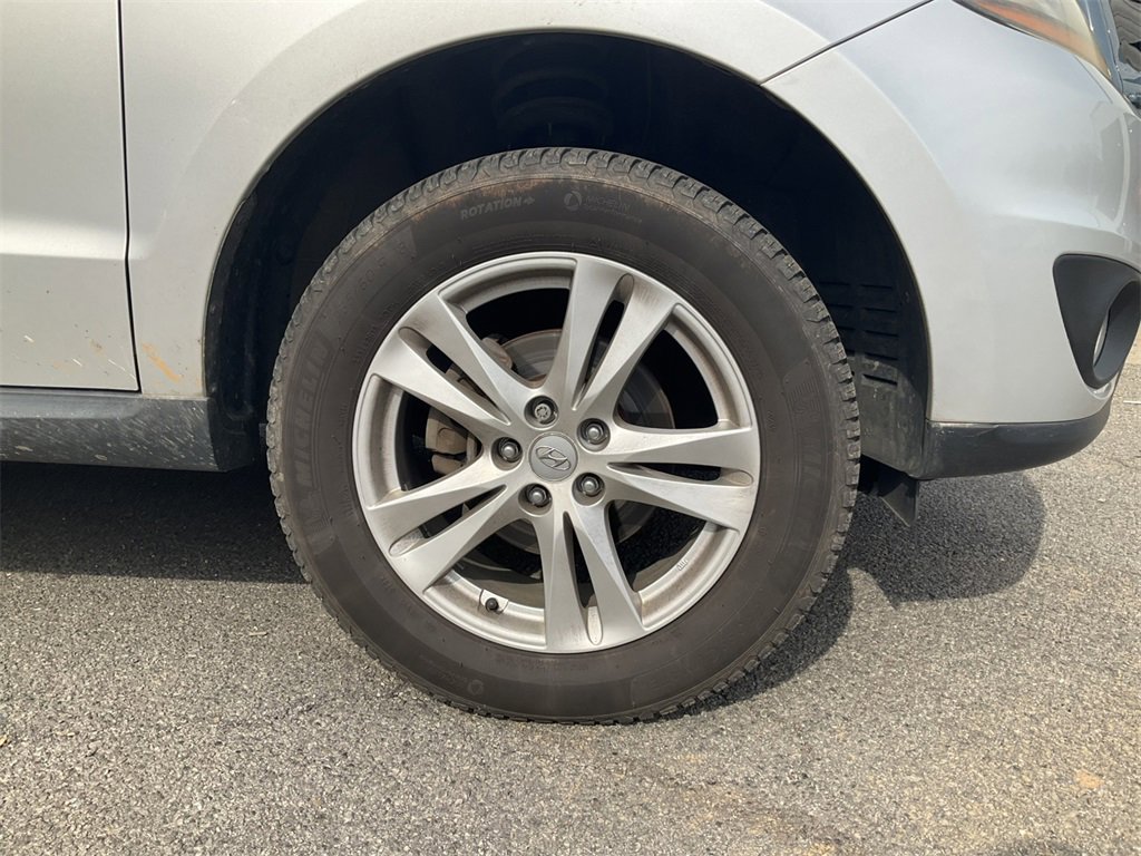 Used 2011 Hyundai Santa Fe Limited image 10