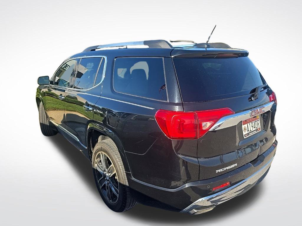 Used 2018 GMC Acadia Denali w/ Technology Package FWD image 5