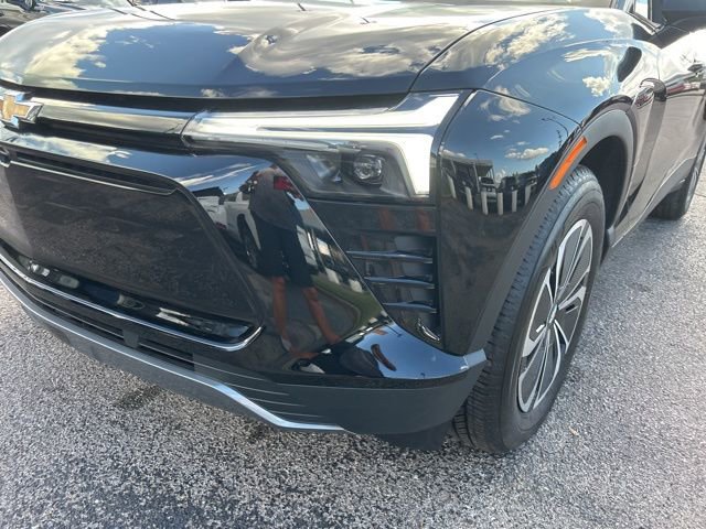 New 2026 Chevrolet Blazer EV LT image 9