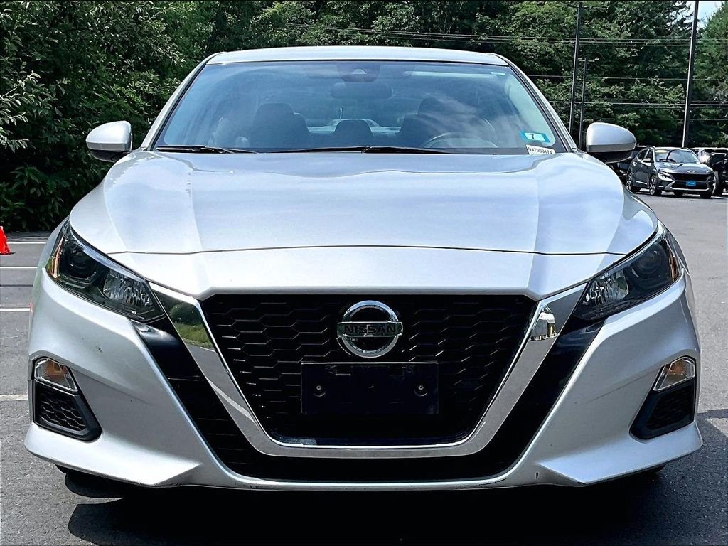 Used 2022 Nissan Altima 2.5 S FWD image 2