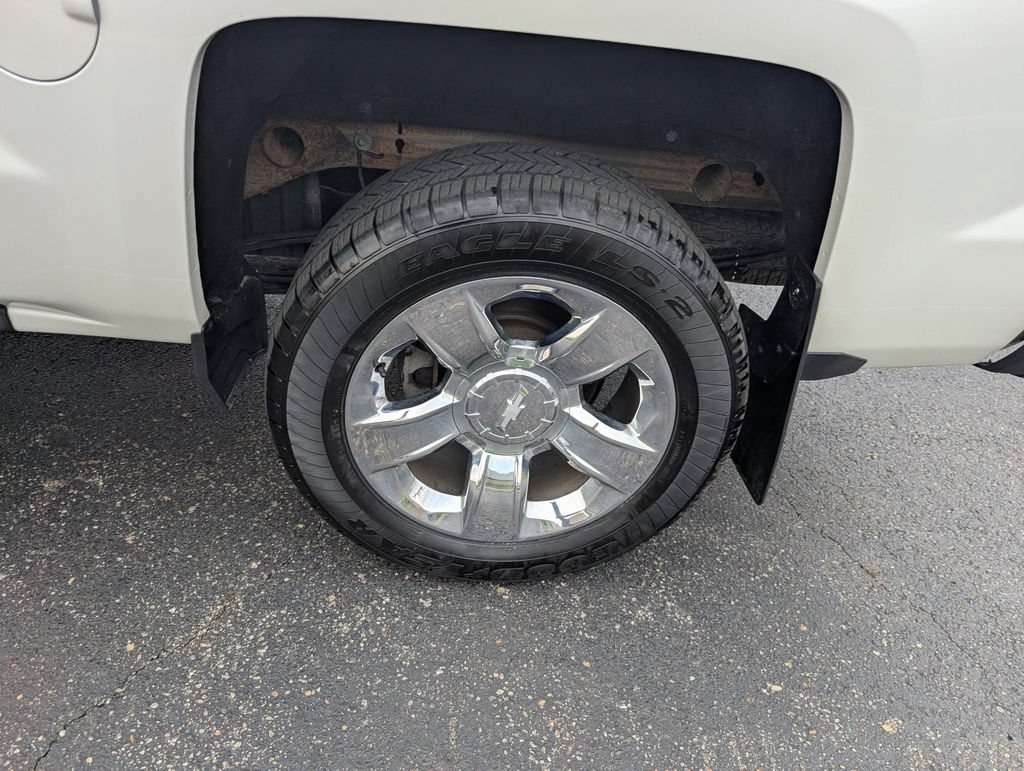Used 2018 Chevrolet Silverado 1500 LTZ w/ Sport Package AWD/4WD image 25