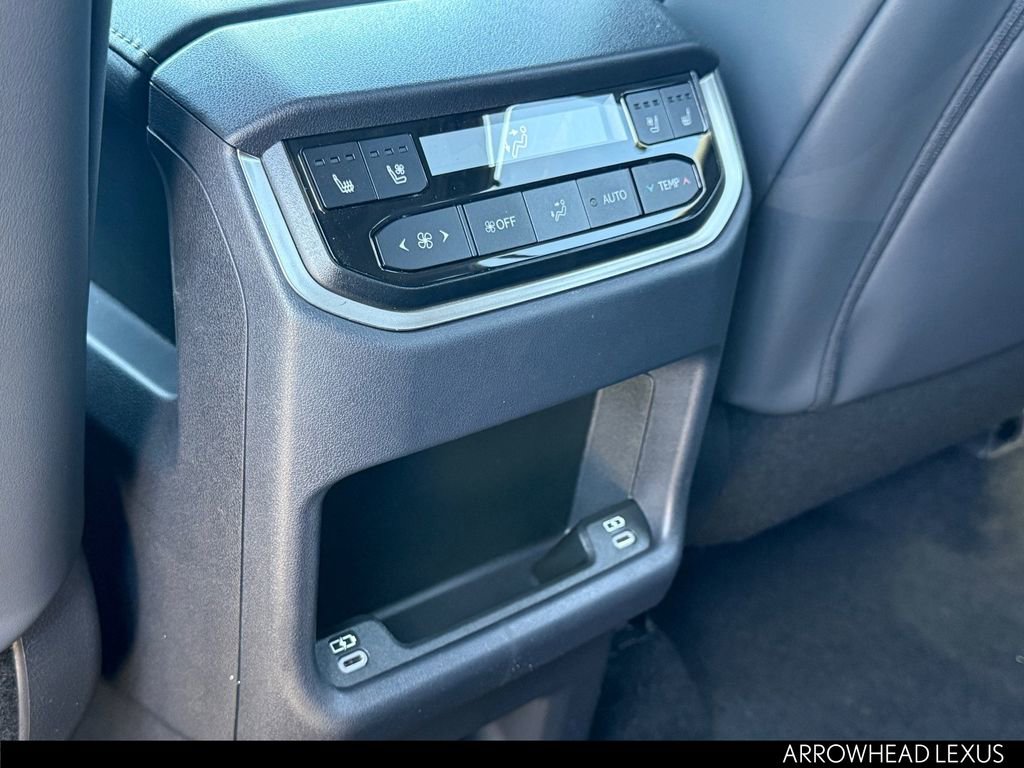 New 2026 Lexus TX 500h AWD image 28