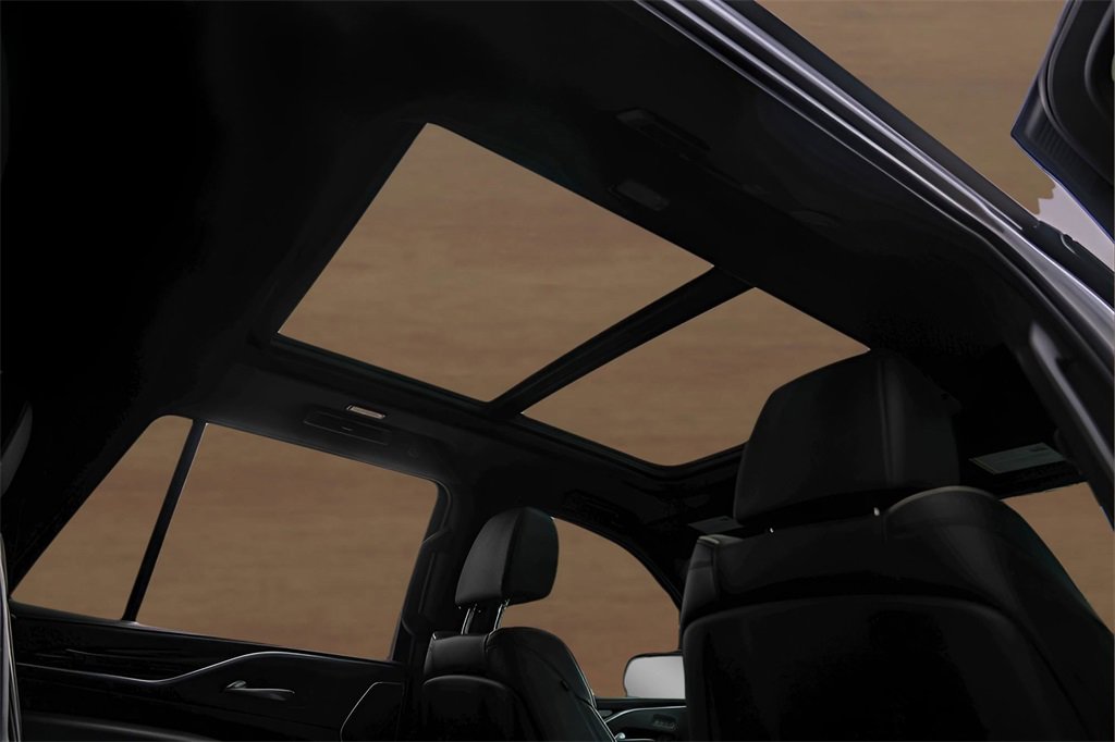 Used 2023 Cadillac Escalade Premium Luxury image 32