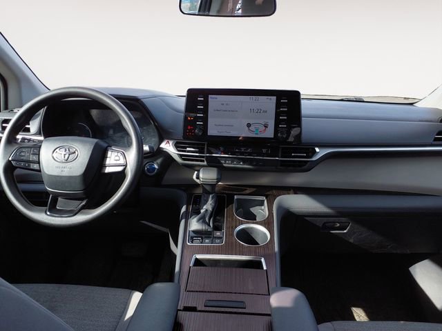 Used 2022 Toyota Sienna LE AWD/4WD image 10