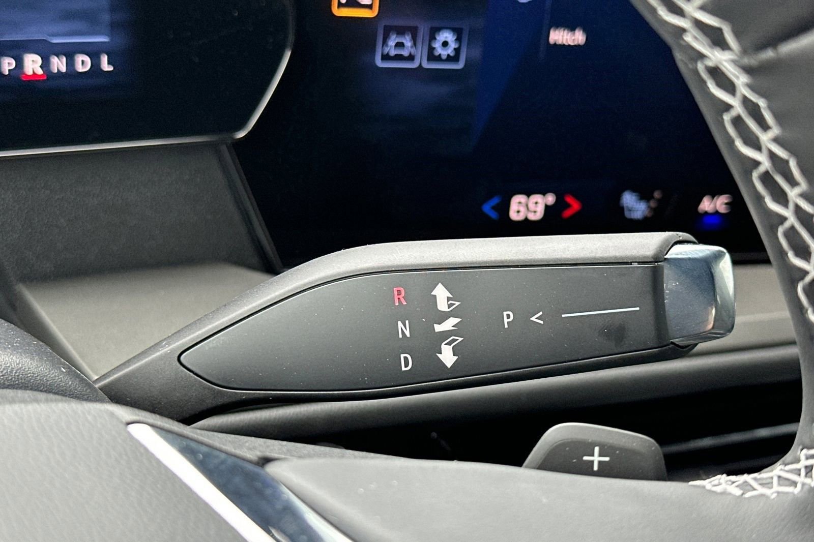 New 2025 Chevrolet Traverse LT w/ Enhanced Driving Package FWD image 26