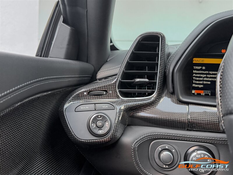 Used 2012 Ferrari 458 Italia Coupe RWD image 19