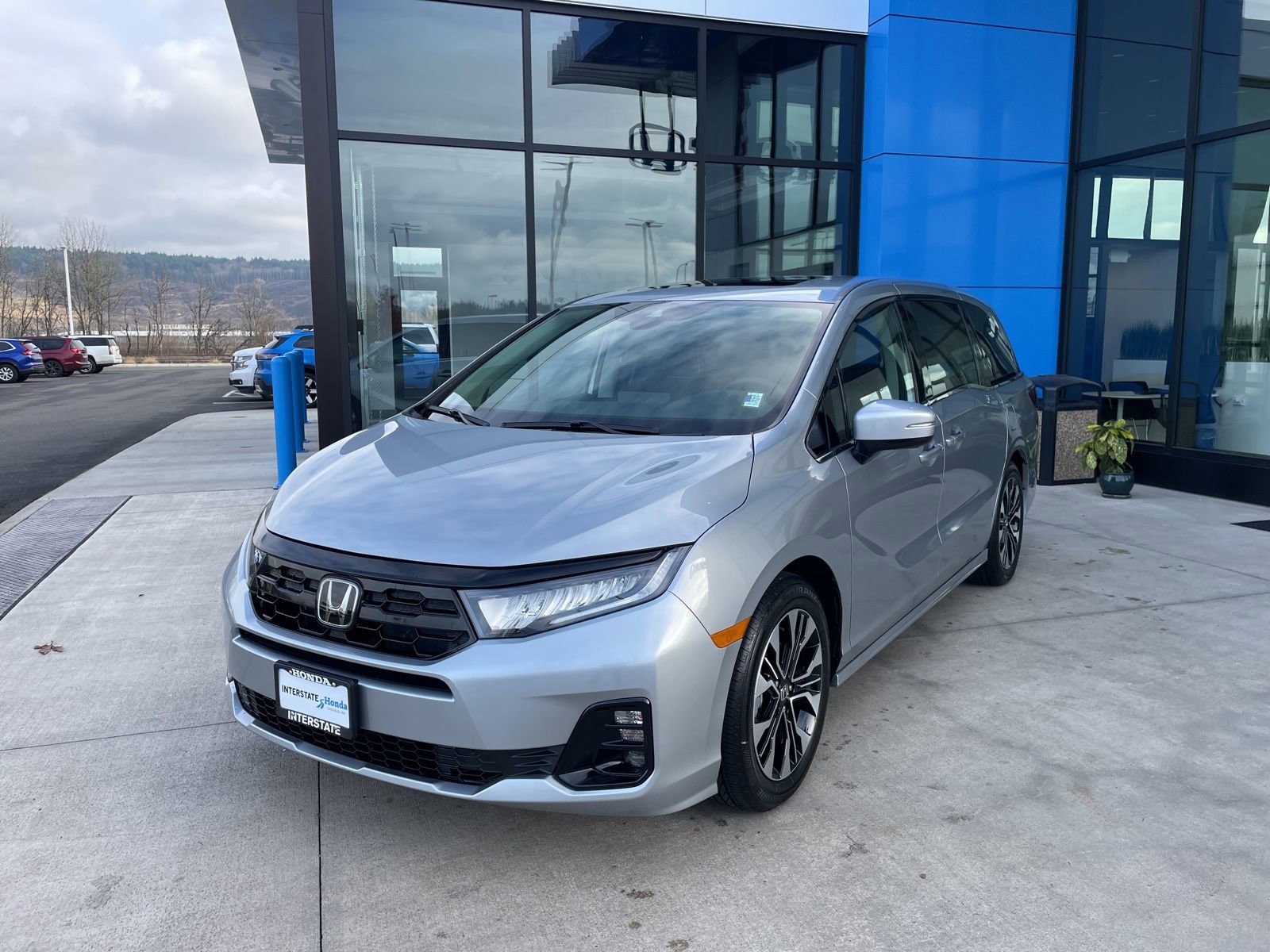 New 2026 Honda Odyssey Elite image 1