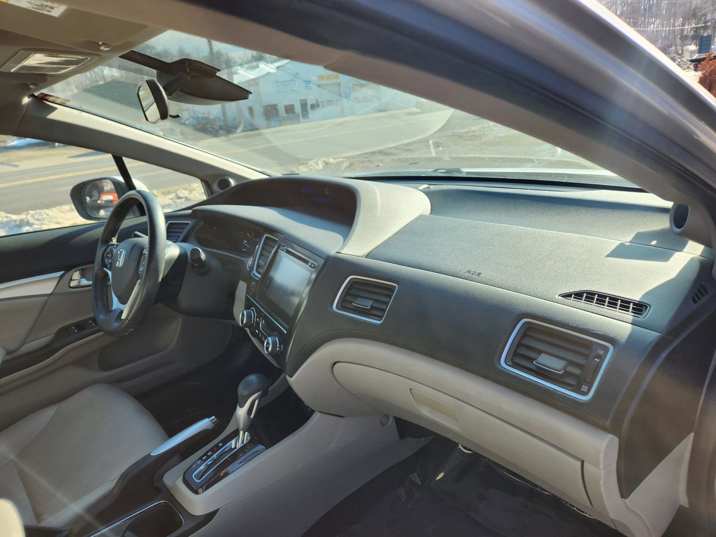 Used 2015 Honda Civic Hybrid Sedan image 18