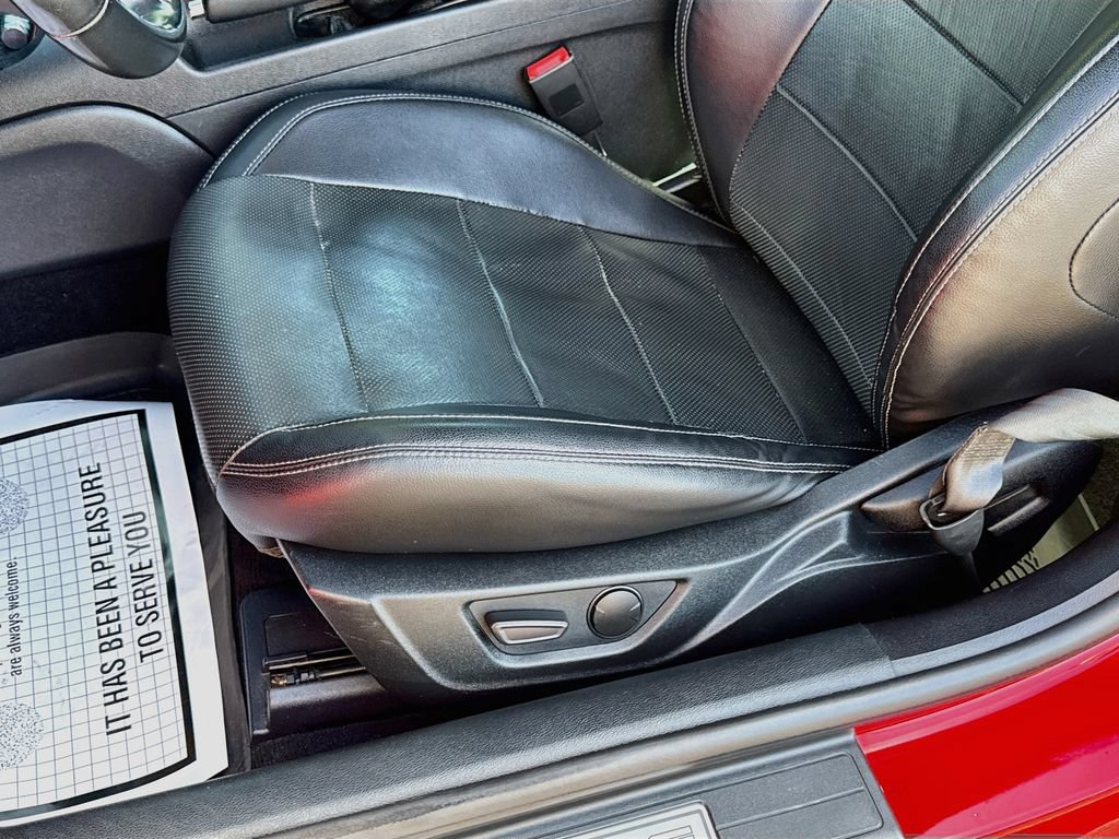 Used 2020 Ford Mustang Premium RWD image 23