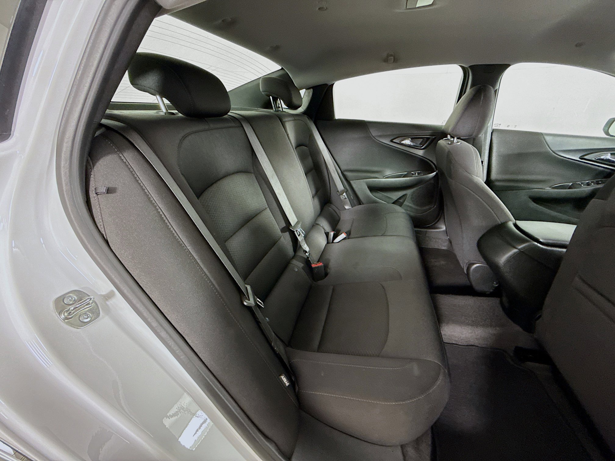 Used 2024 Chevrolet Malibu LS image 32