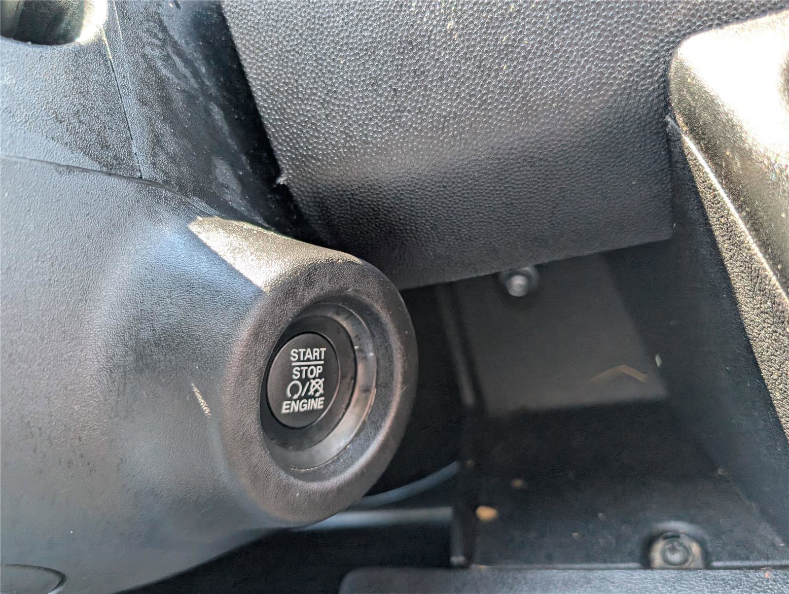 Used 2024 RAM ProMaster 2500 w/ Convenience Group FWD image 22