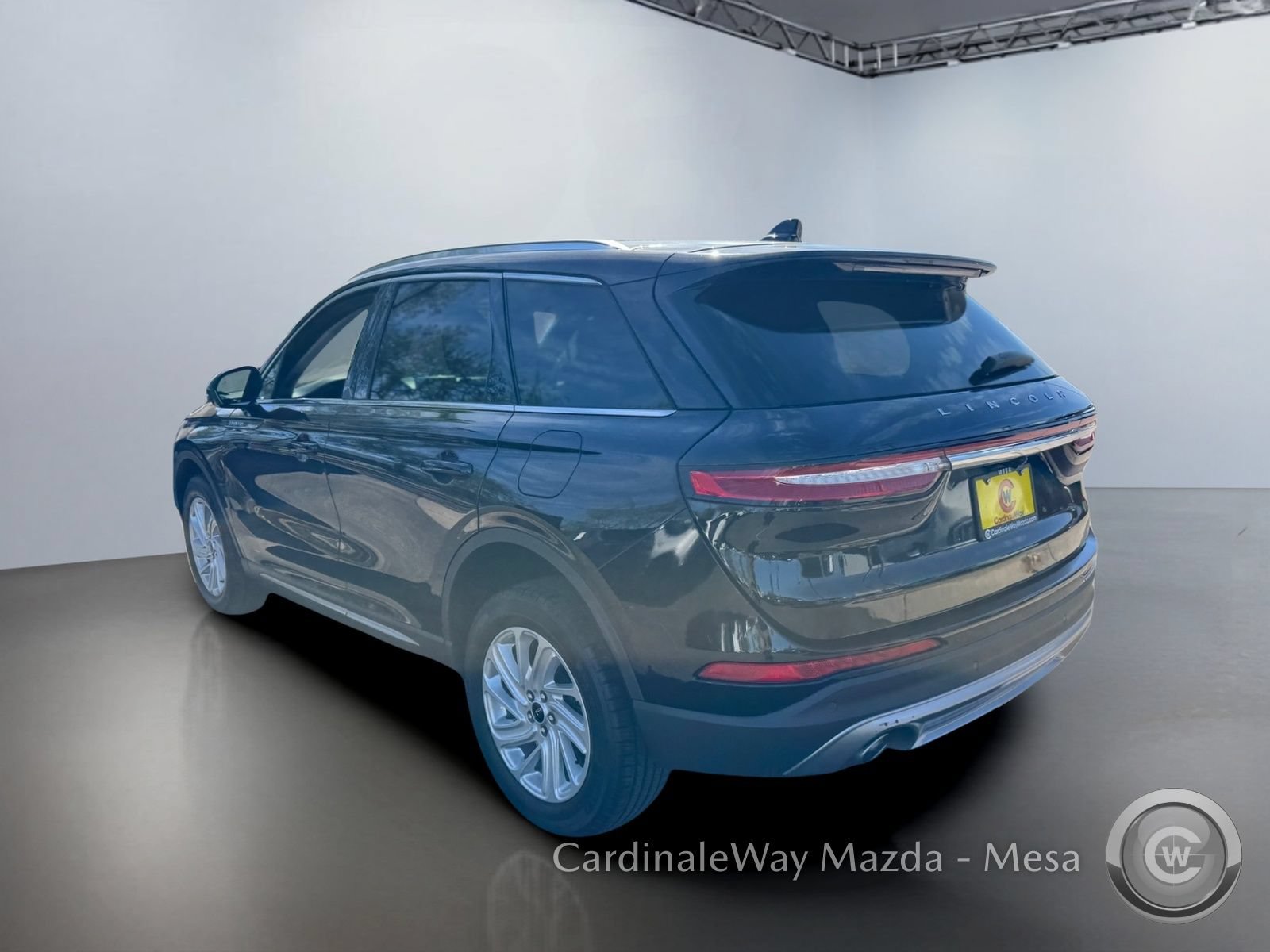 Used 2021 Lincoln Corsair AWD image 6