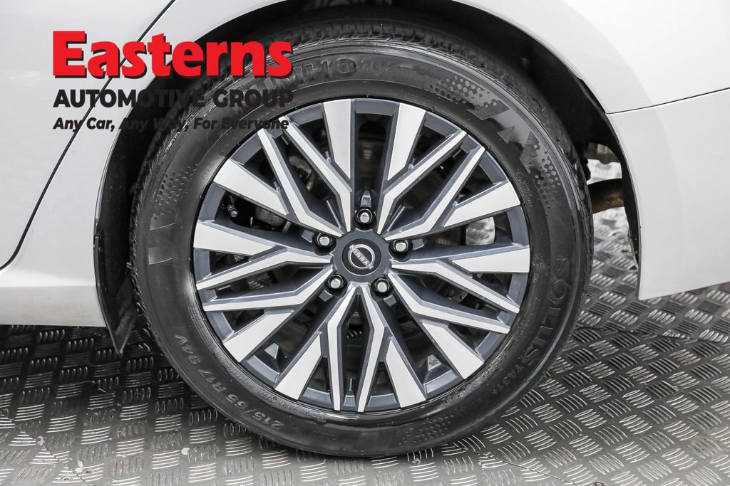 Used 2024 Nissan Altima 2.5 SV image 30