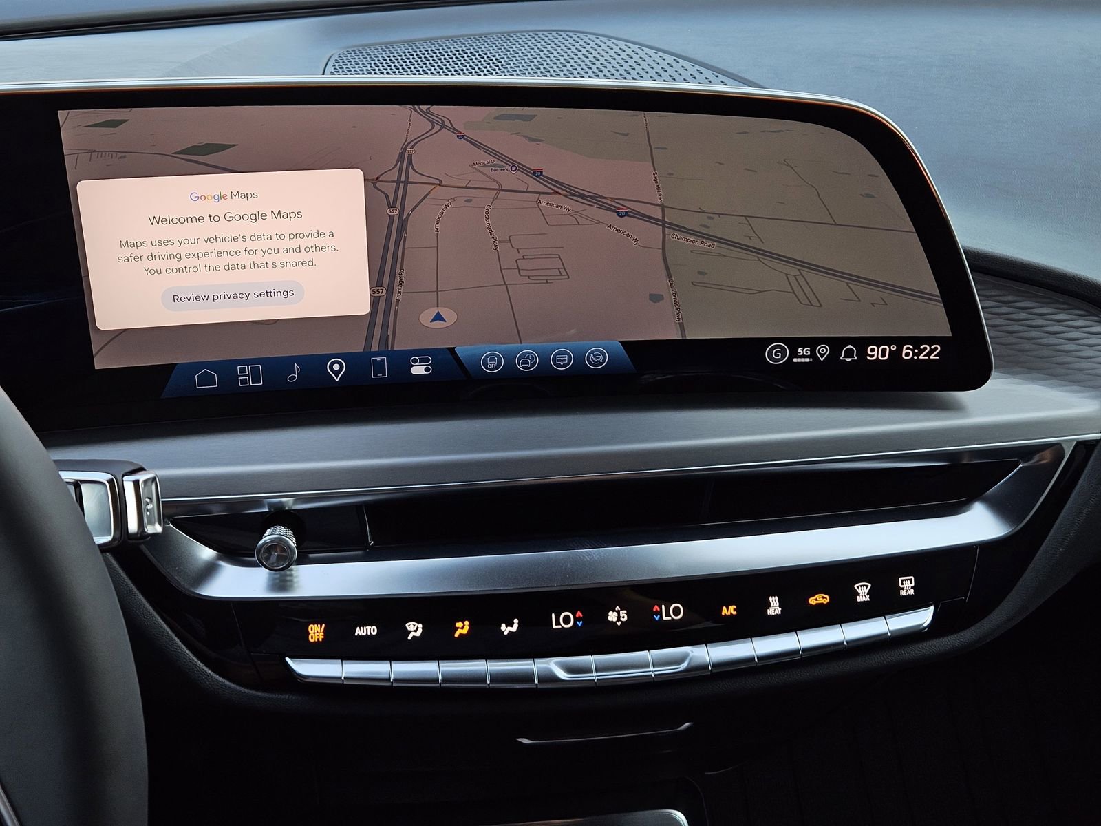 New 2026 Cadillac Lyriq Premium Sport image 19
