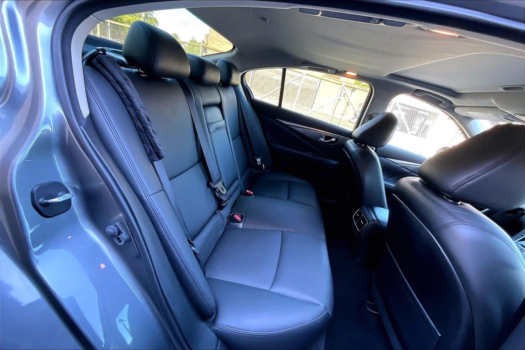 Used 2016 INFINITI Q50 3.0t Premium w/ 3.0T Premium Plus Package AWD/4WD image 27