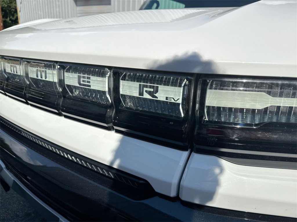 Used 2024 GMC Hummer EV 2X w/ Extreme Off-Road Package image 10