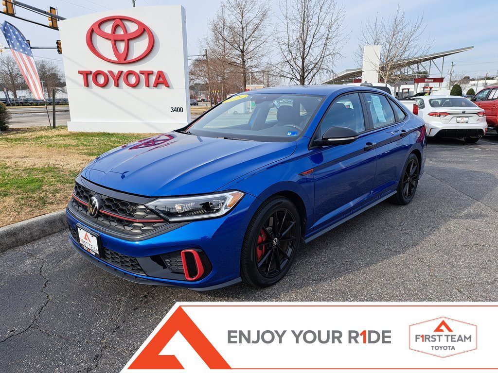 Used 2024 Volkswagen Jetta GLI 40th Anniversary Edition image 1