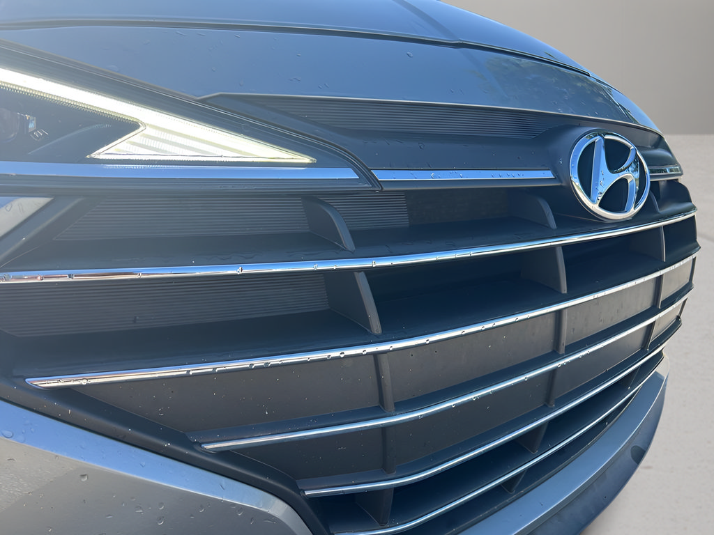 Used 2020 Hyundai Elantra Sedan FWD image 30