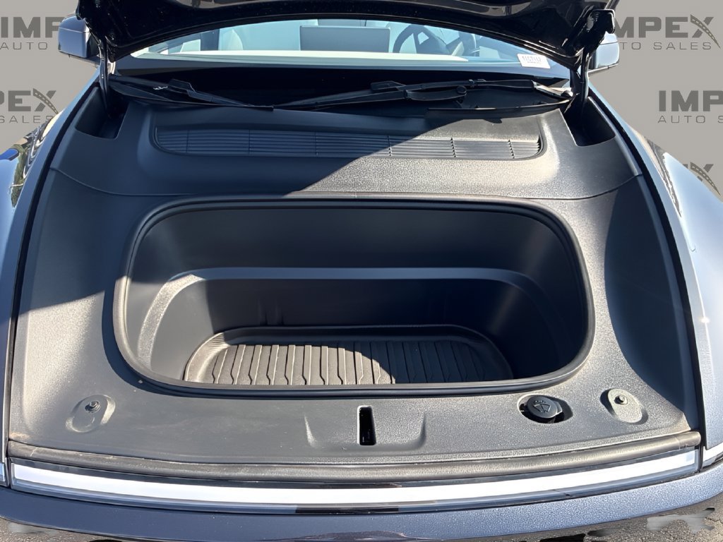 Used 2026 Tesla Model Y Long Range RWD image 28