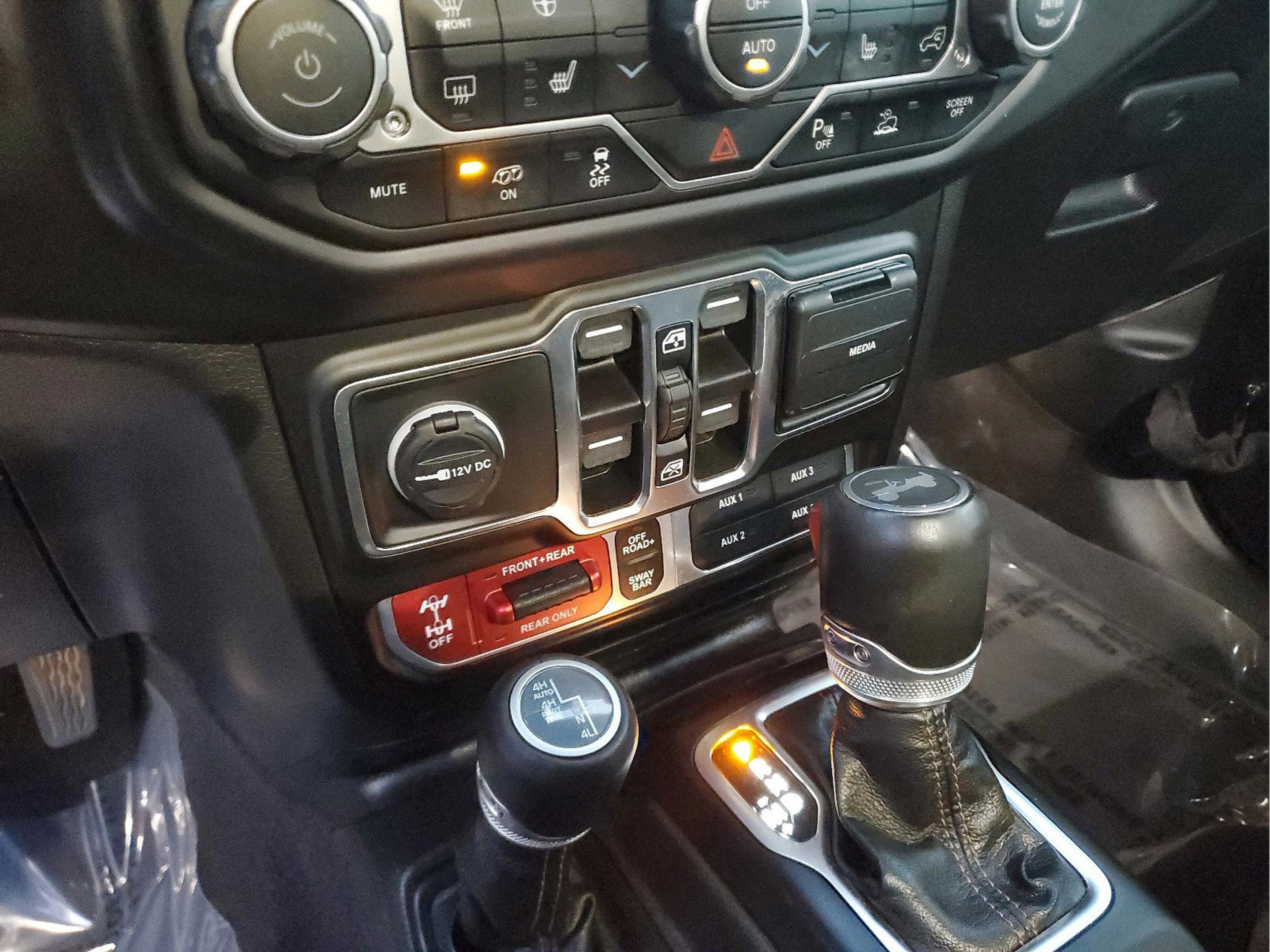 Used 2023 Jeep Wrangler Unlimited Rubicon 392 w/ Trailer Tow Package image 22