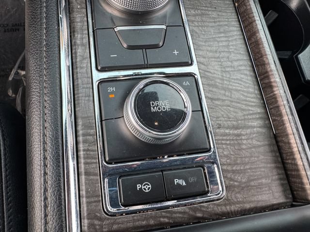 Used 2019 Ford Expedition Max Limited w/ Equipment Group 302A AWD/4WD image 31