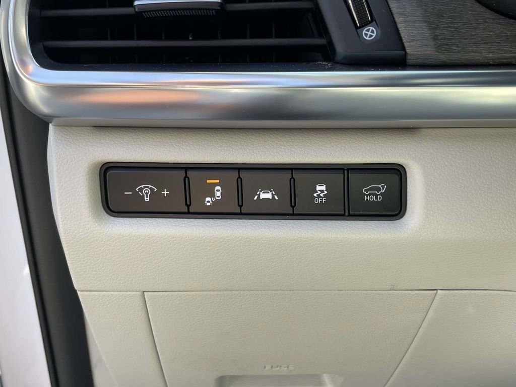 Used 2022 Kia Telluride SX w/ SX Prestige Package AWD/4WD image 10