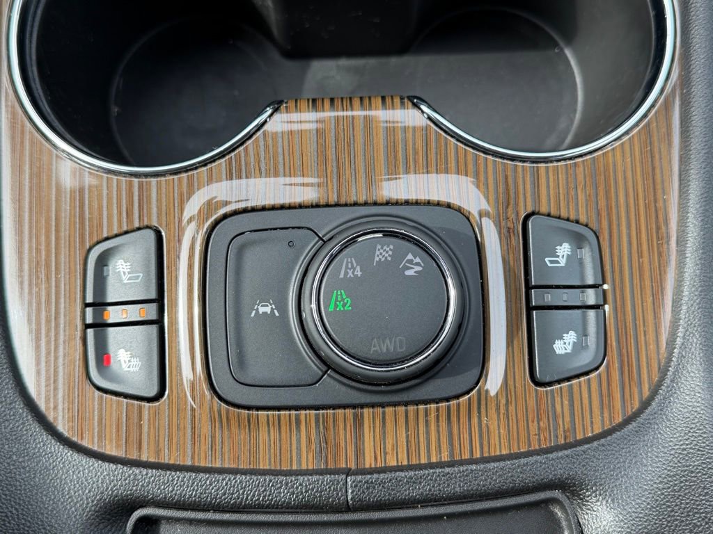Used 2023 GMC Acadia SLE w/ Driver Convenience Package image 20