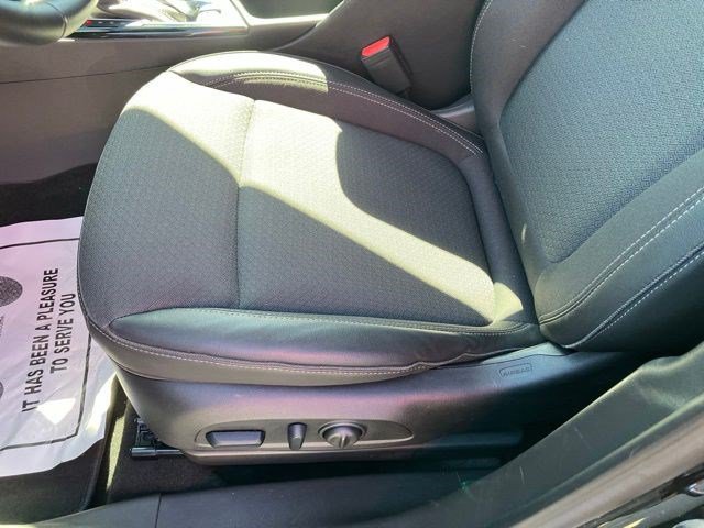 Used 2024 Buick Encore GX Preferred w/ Comfort Package AWD/4WD image 12