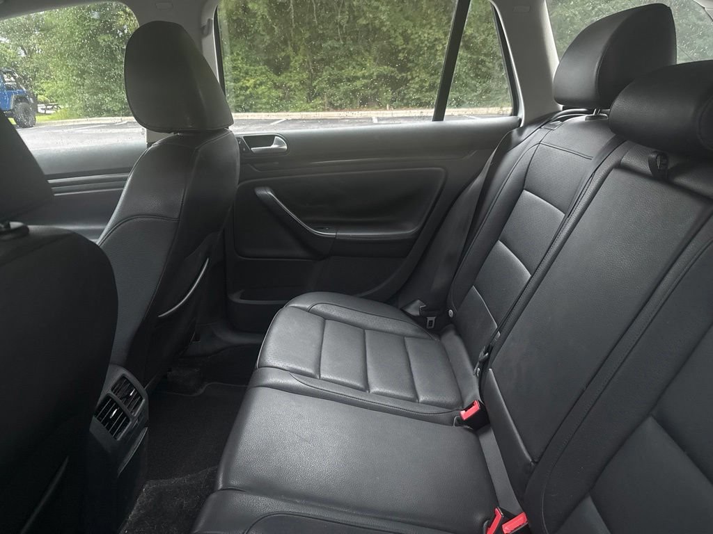 Used 2014 Volkswagen Jetta TDI FWD image 11