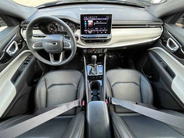 Used 2024 Jeep Compass Limited AWD/4WD image 21
