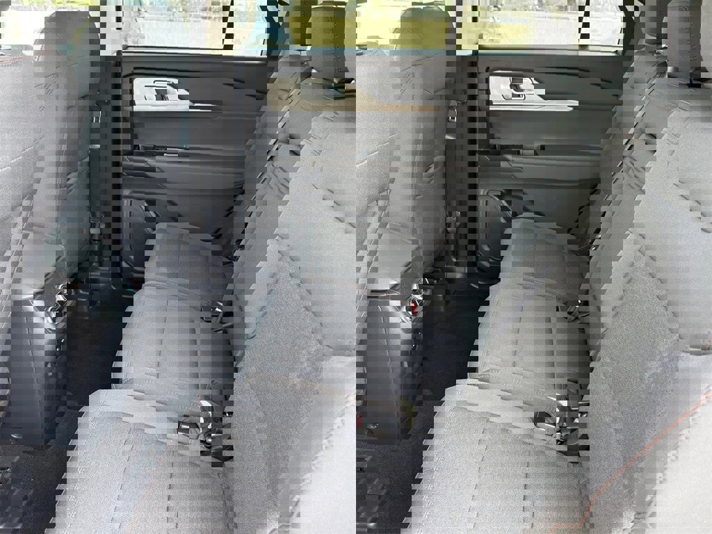 Used 2025 Ford Explorer Active image 28