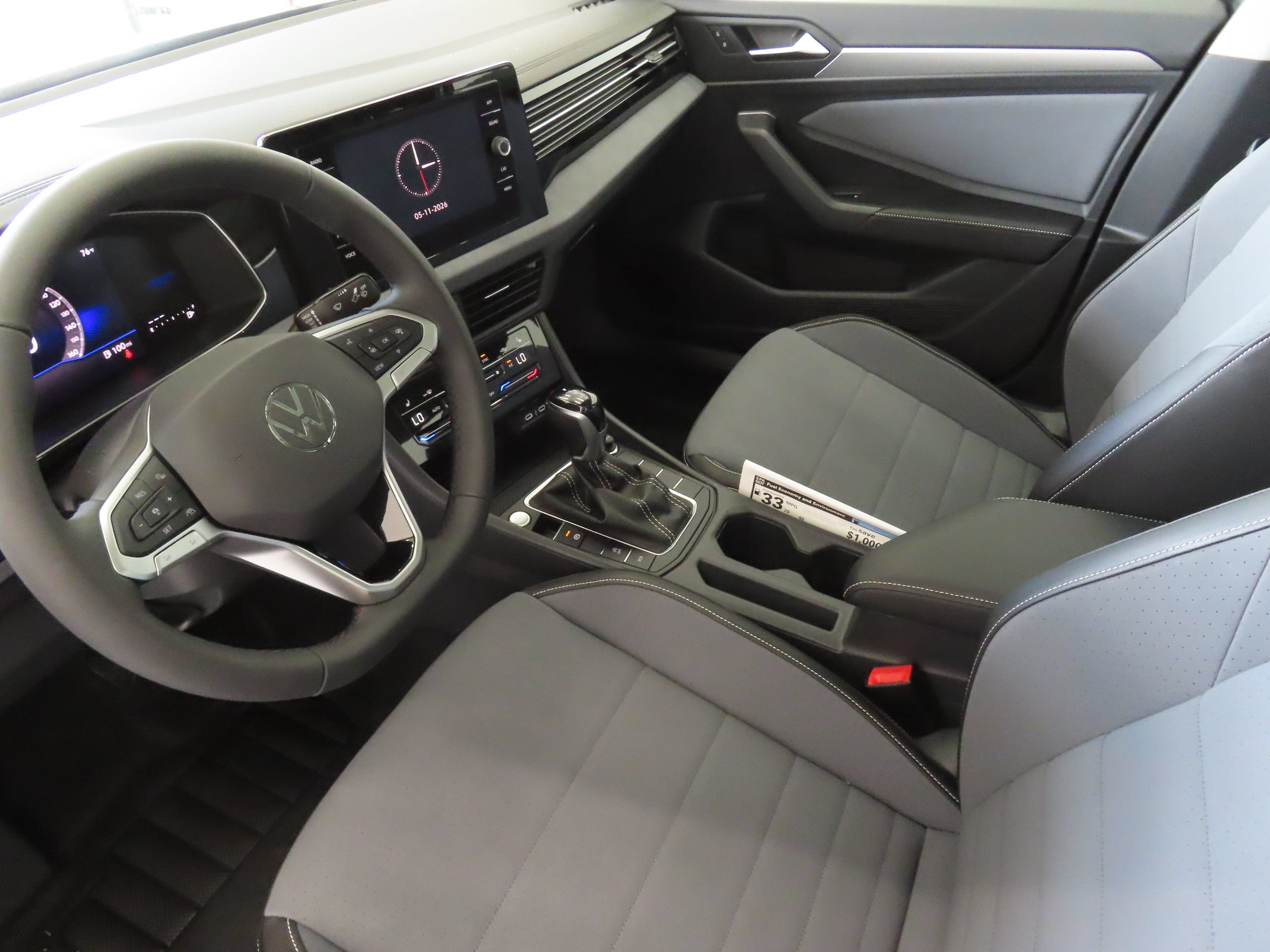 New 2026 Volkswagen Jetta SE FWD image 20