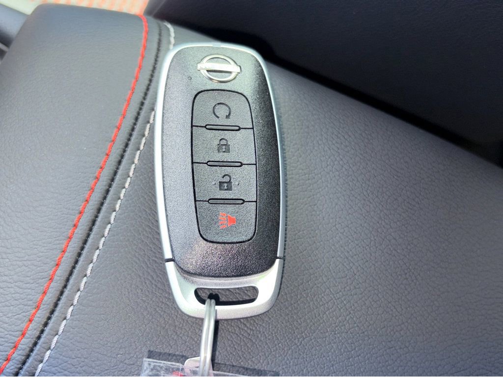 New 2026 Nissan Kicks SR w/ SR Premium Package FWD image 23