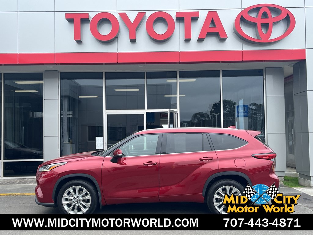 Used 2021 Toyota Highlander Limited