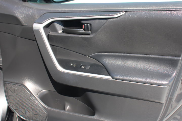 Certified 2024 Toyota RAV4 LE image 18