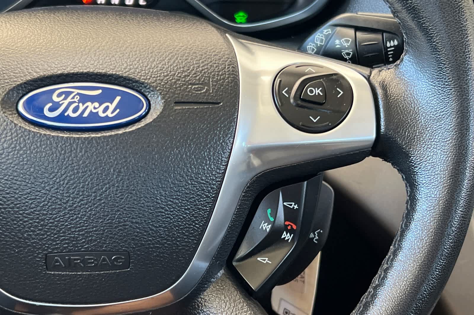 Used 2015 Ford C-MAX SE FWD image 25
