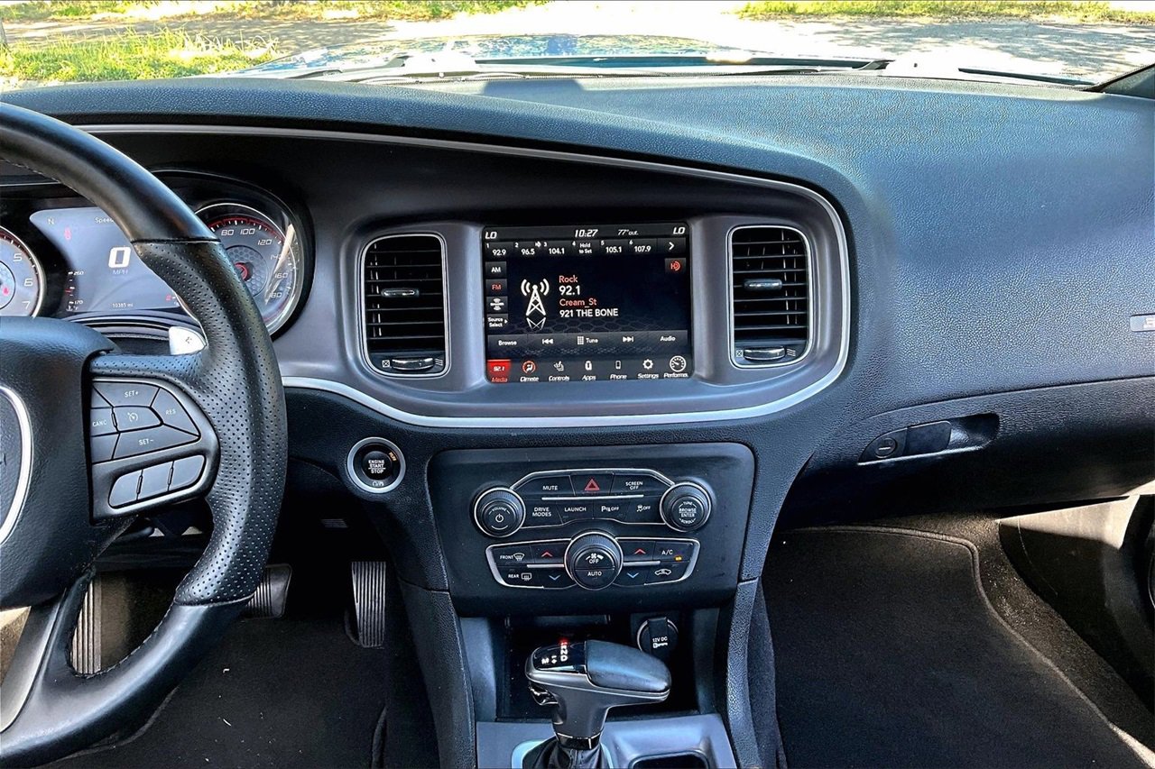 Used 2022 Dodge Charger Scat Pack image 9