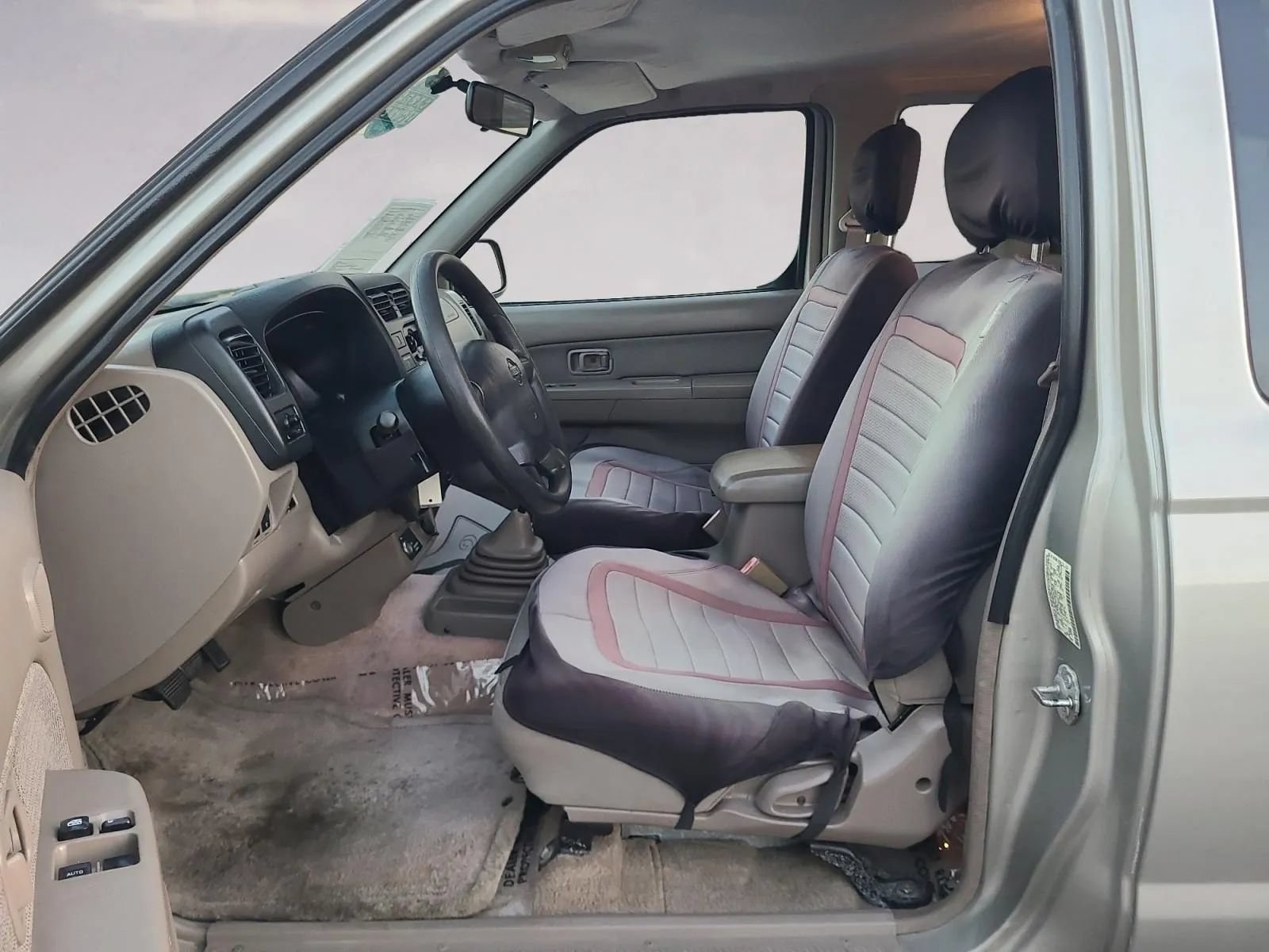 Used 2001 Nissan Frontier XE RWD image 11