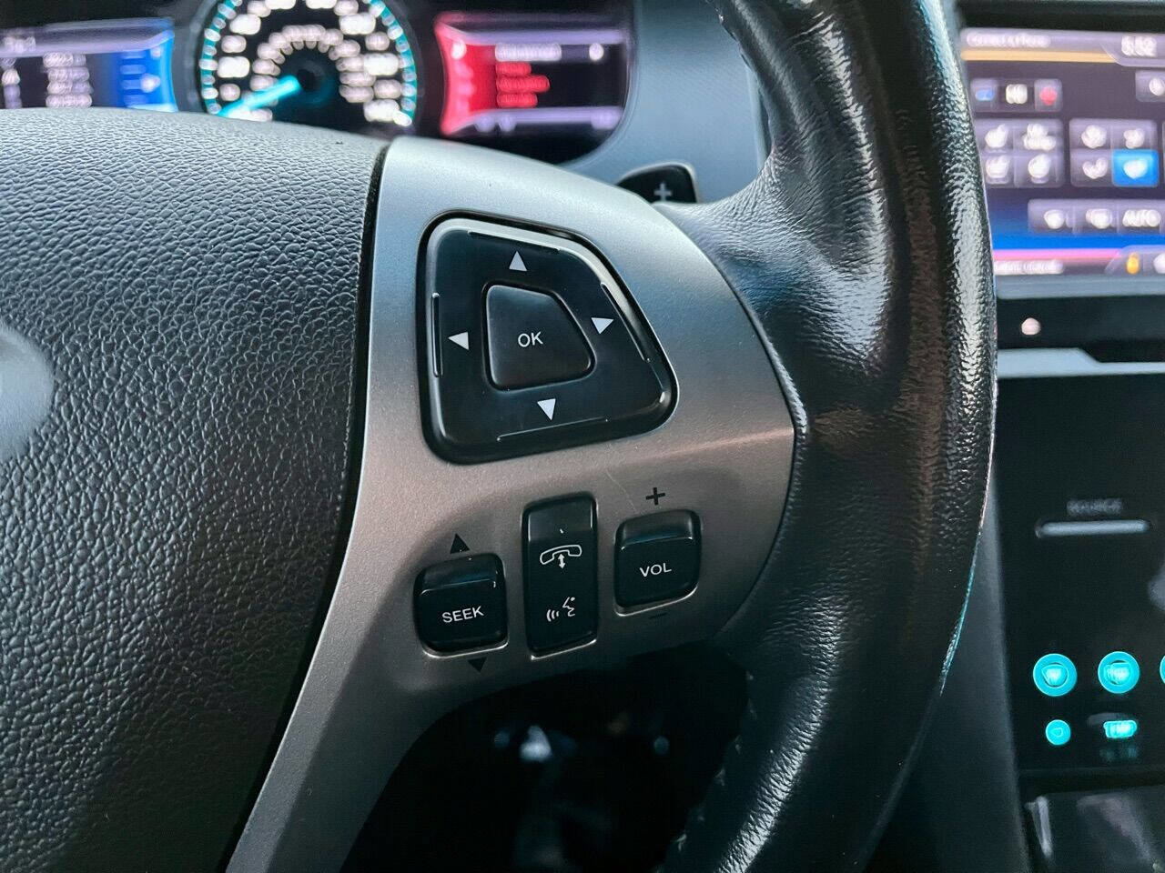Used 2013 Ford Taurus SHO AWD/4WD image 17