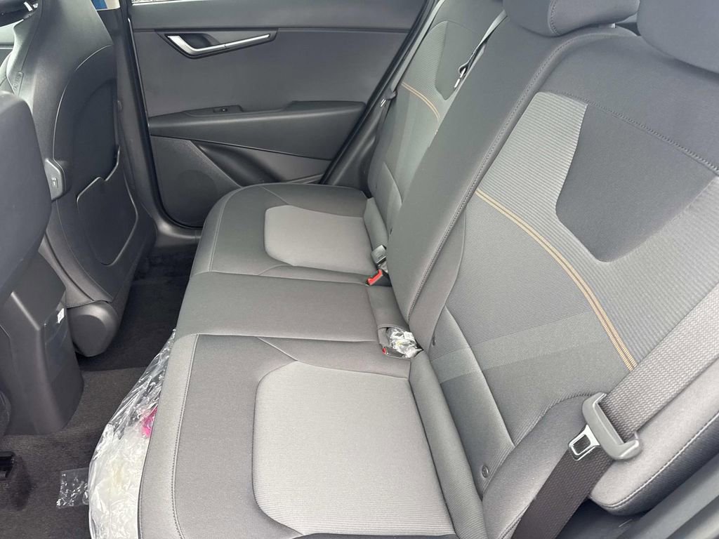 New 2026 Kia Niro LX image 7