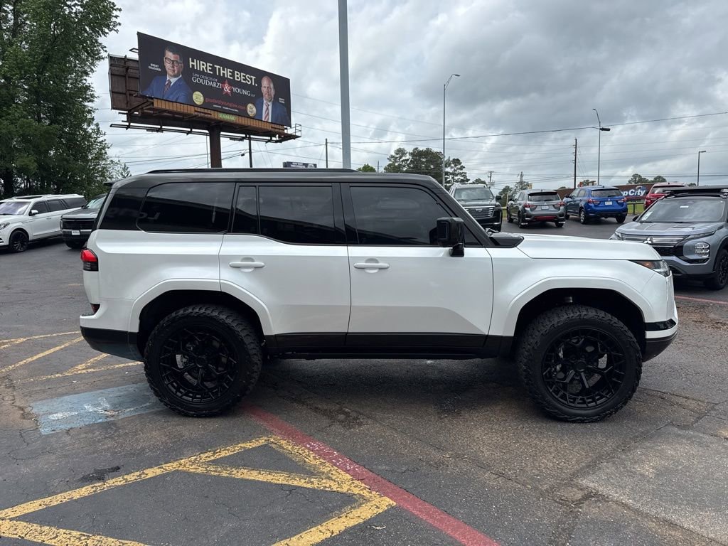 Used 2025 Lexus GX 550 w/ Cold Area Package AWD/4WD image 9