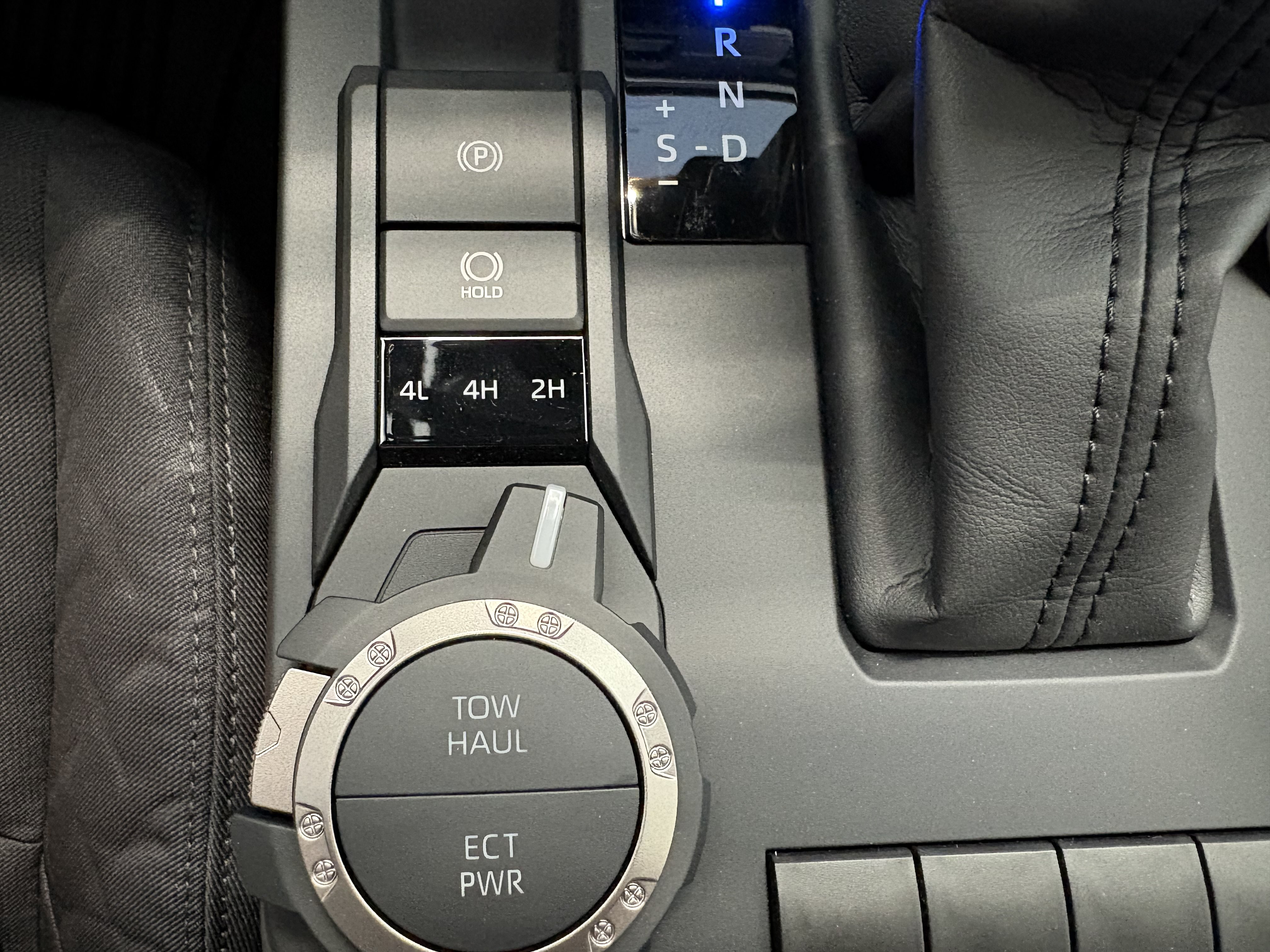 New 2026 Toyota Tacoma SR5 AWD/4WD image 18