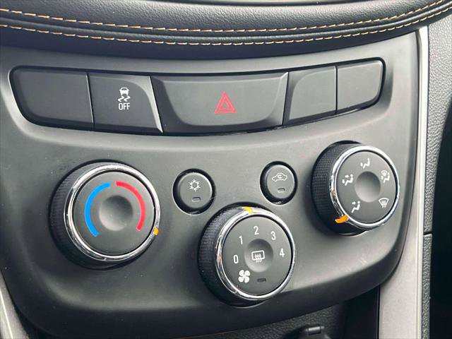 Used 2022 Chevrolet Trax LS w/ Tint and Cruise Package image 28